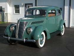'37 Sedan