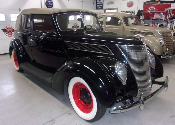 1937 Ford Convertible Sedan