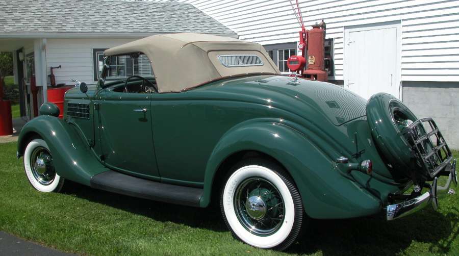 1935 Ford Roadster